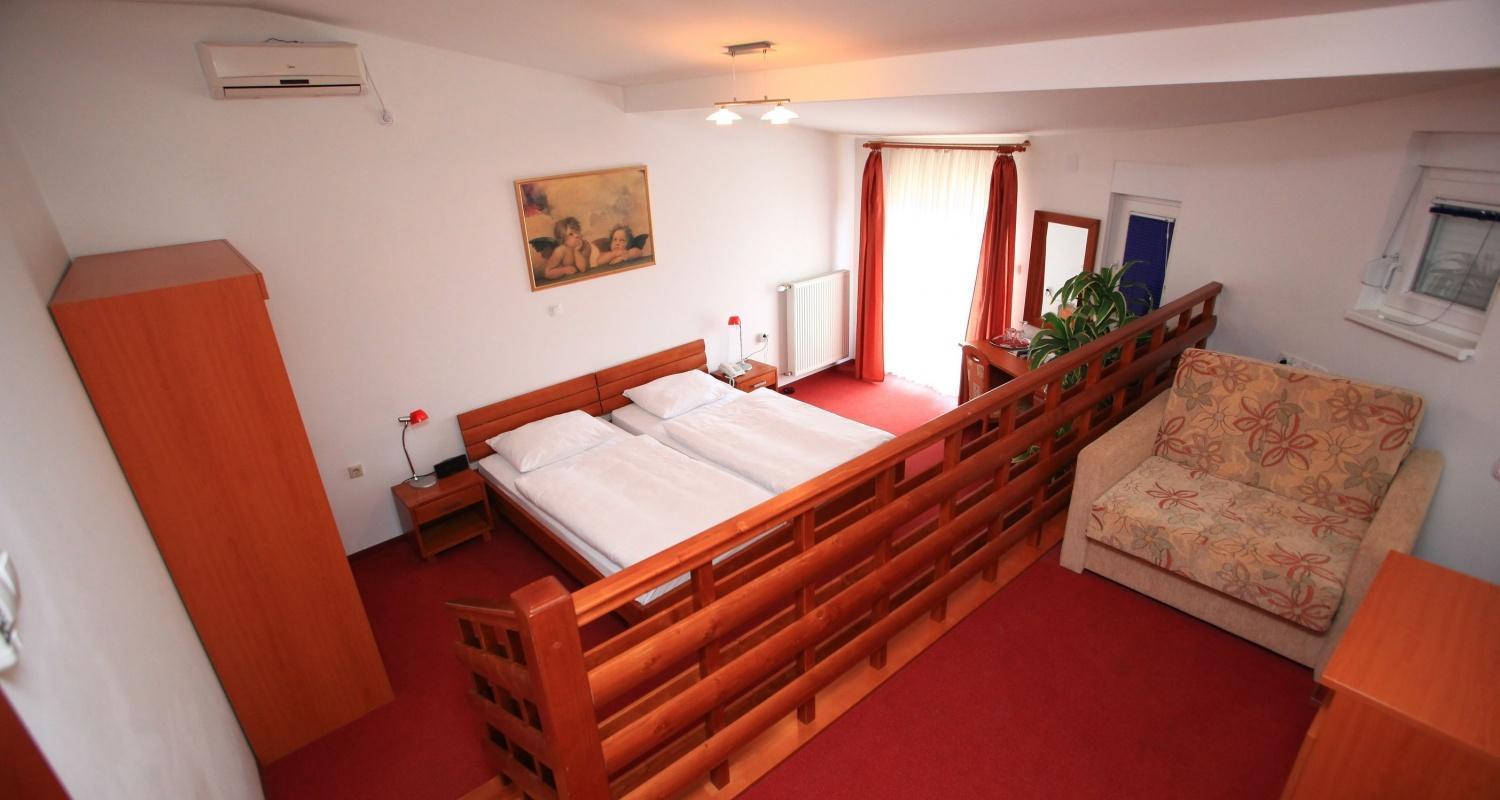 Hotel Orion Ivanec Zewnętrze zdjęcie