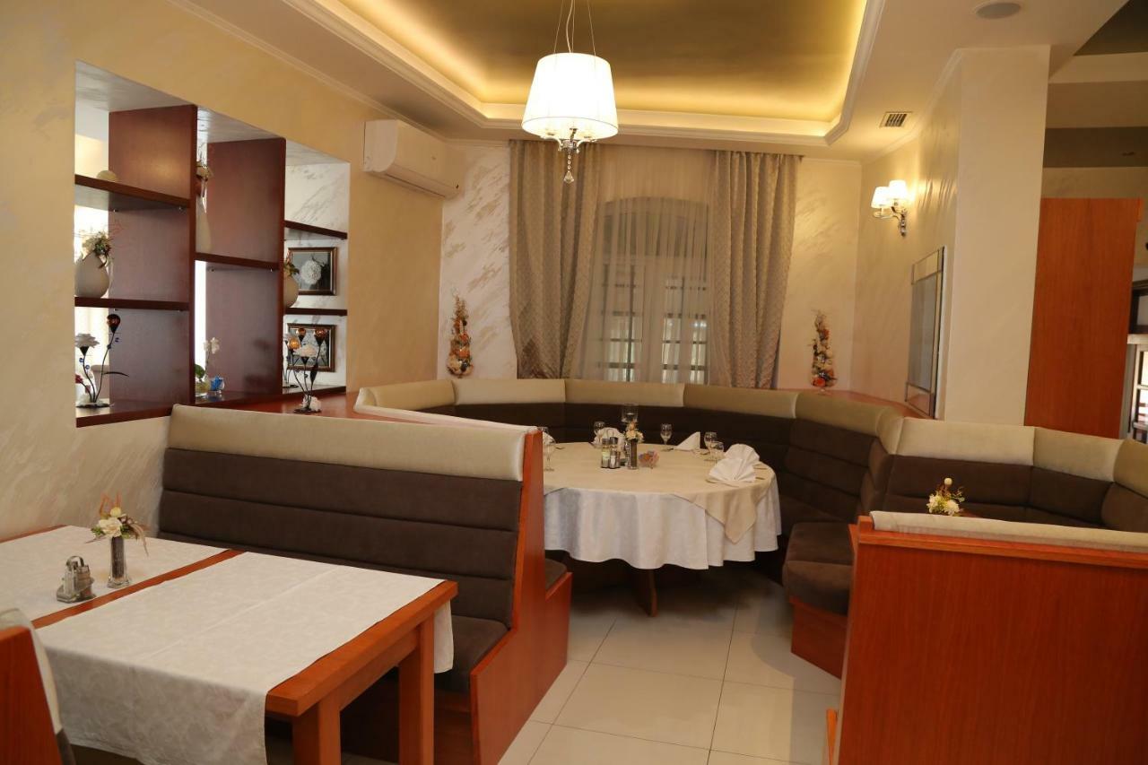 Hotel Orion Ivanec Zewnętrze zdjęcie